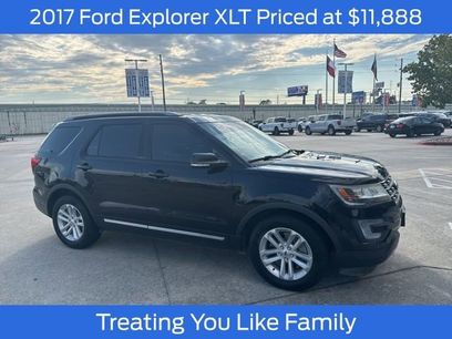 Used 2017 Ford Explorer XLT w/ Equipment Group 202A