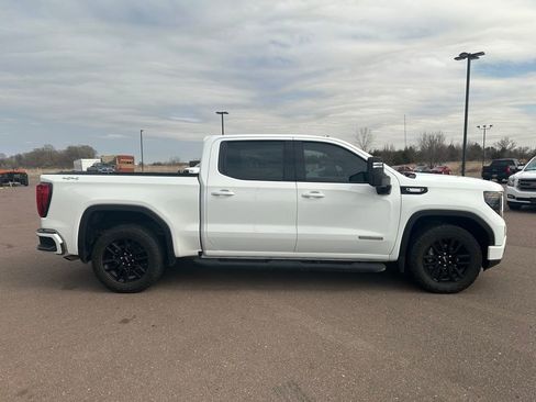 Used 2023 GMC Sierra 1500 Elevation image 34