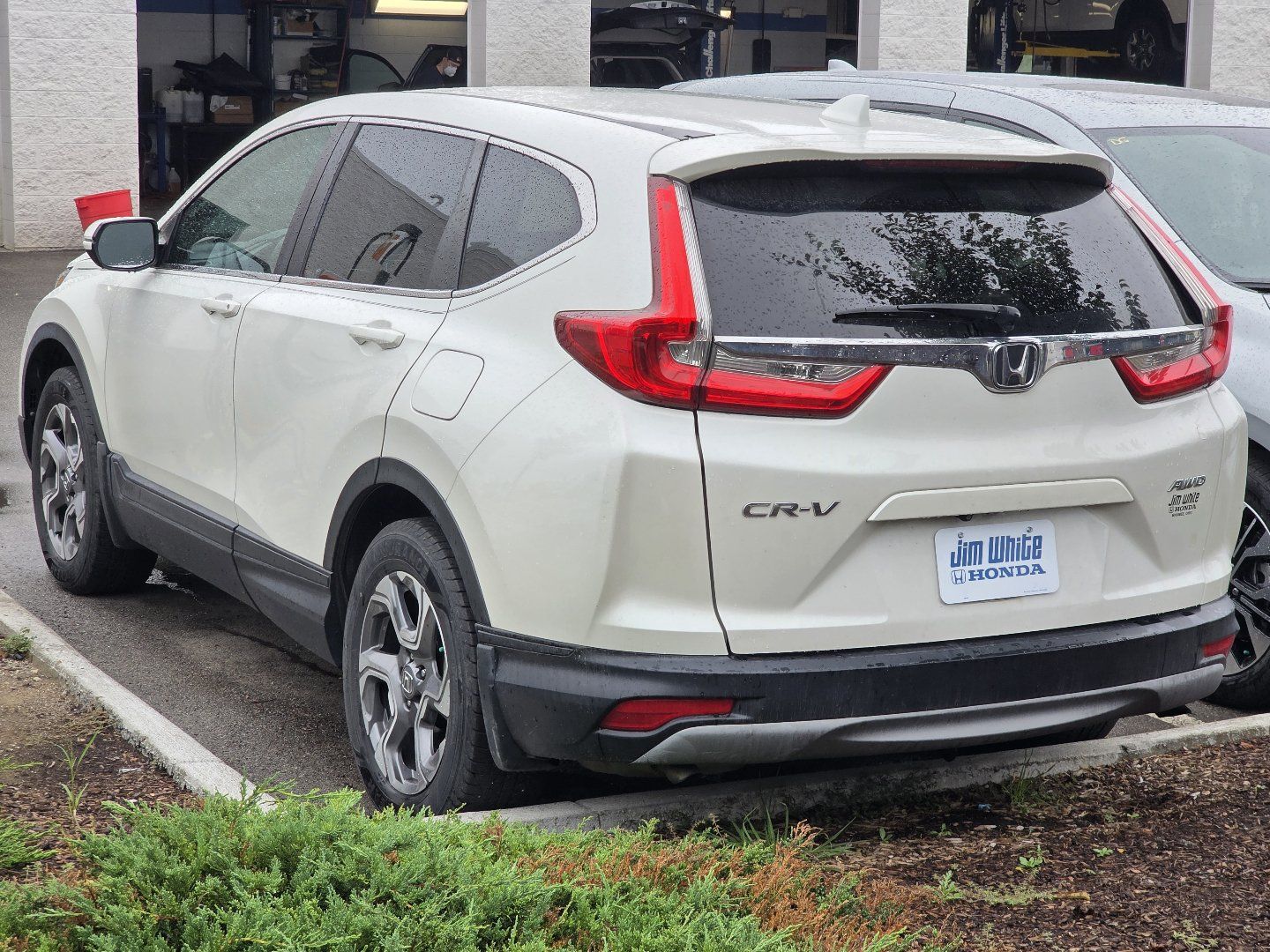 Used 2018 Honda CR-V EX image 5