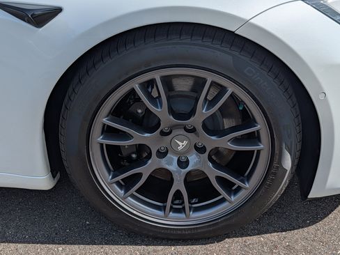 Used 2022 Tesla Model S AWD/4WD image 15