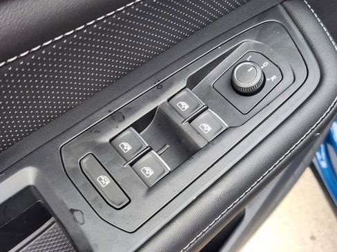 New 2025 Volkswagen Atlas SE image 17