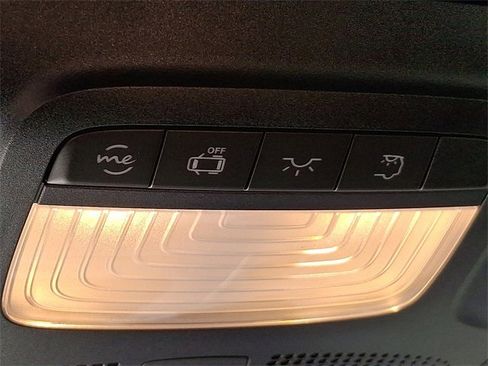 Used 2025 Mercedes-Benz Sprinter 2500 image 24