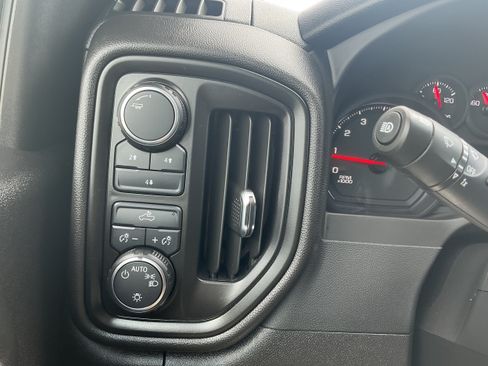 Used 2025 Chevrolet Silverado 2500 Custom w/ Custom Convenience Package AWD/4WD image 10