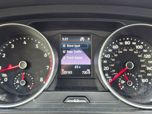 Used 2019 Volkswagen Tiguan S FWD image 29