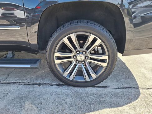Used 2020 GMC Yukon XL Denali w/ Denali Premium Package RWD image 28