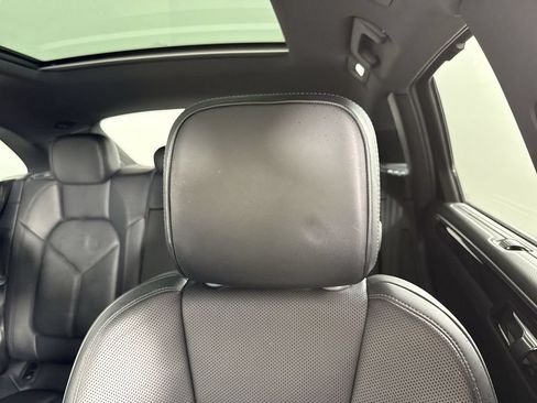 Certified 2024 Porsche Macan AWD/4WD image 41