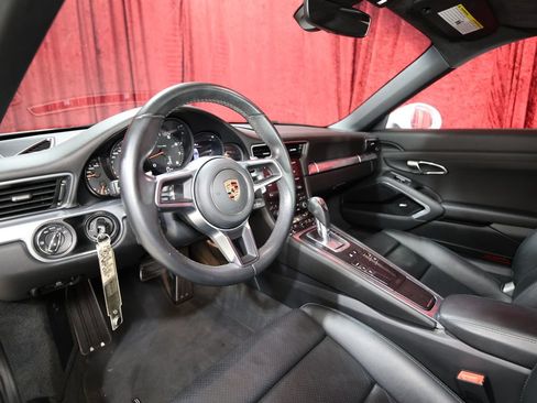 Used 2017 Porsche 911 Carrera RWD image 12