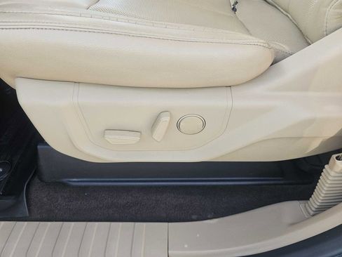 Used 2020 Ford F150 Lariat w/ Equipment Group 502A Luxury image 9