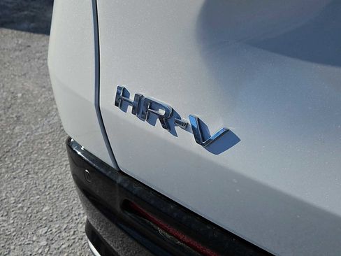 New 2026 Honda HR-V EX-L image 5
