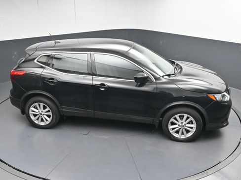 Used 2019 Nissan Rogue Sport S w/ Appearance Package image 26