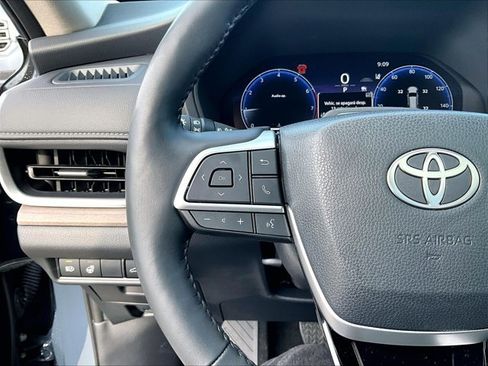 Used 2026 Toyota Grand Highlander AWD image 20