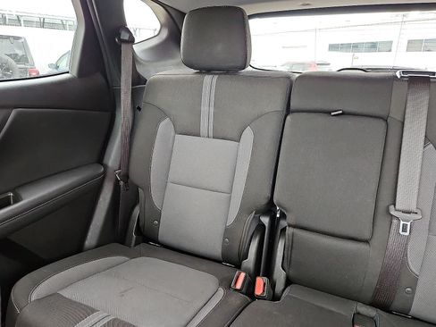 Used 2024 Chevrolet Blazer LT w/ Convenience Package FWD image 13