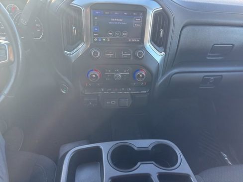 Used 2022 Chevrolet Silverado 3500 LT w/ Convenience Package image 41