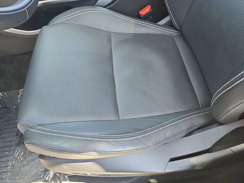 Used 2025 Jaguar F-PACE R-Dynamic S AWD/4WD image 29