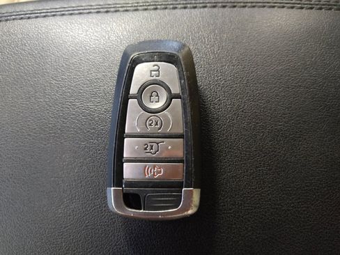Used 2021 Ford Edge SEL w/ Convenience Package FWD image 32