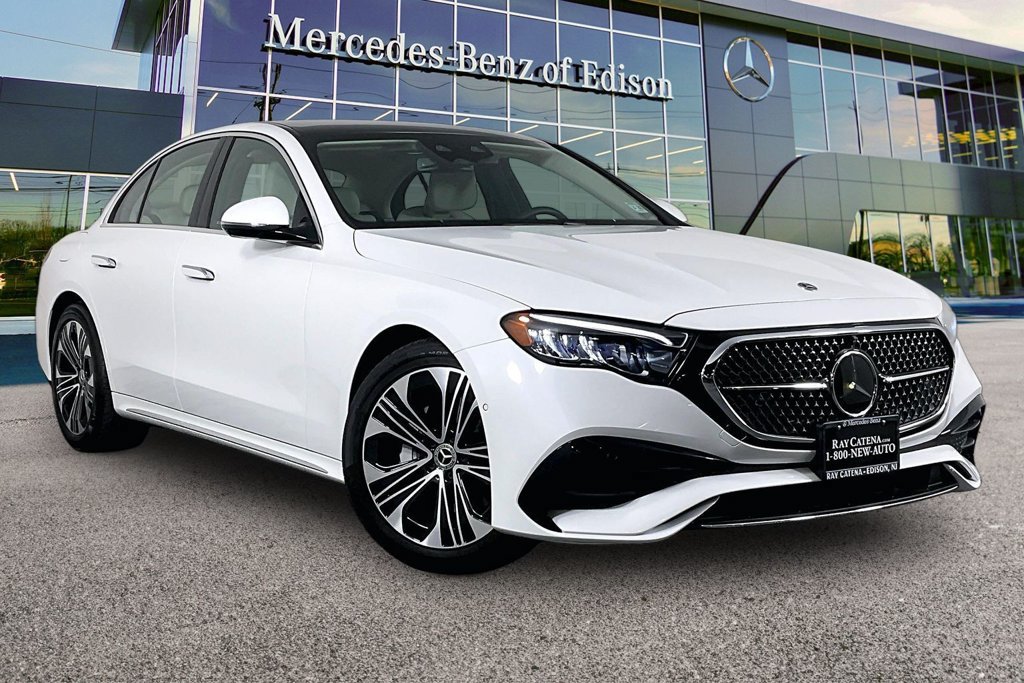 Used 2026 Mercedes-Benz E 350 4MATIC Sedan image 1