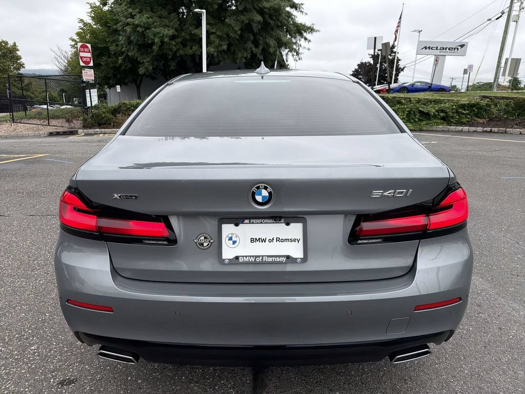 Used 2023 BMW 540i xDrive AWD/4WD image 13