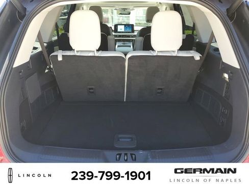 New 2025 Lincoln Aviator 2WD w/ Equipment Group 101A image 22