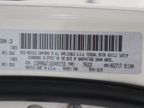 Used 2016 RAM 1500 Limited RWD image 43