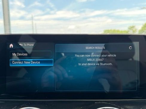 Used 2022 Mercedes-Benz GLB 250 4MATIC image 17