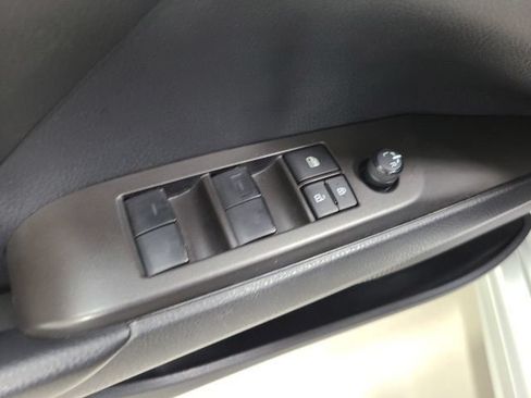 Used 2023 Toyota Camry SE FWD image 23