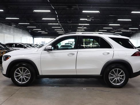 Used 2024 Mercedes-Benz GLE 450e 4MATIC image 2