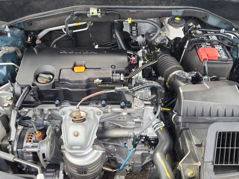 Used 2024 Honda HR-V Sport image 17