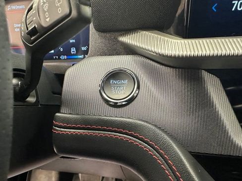 Certified 2025 Ford Explorer ST image 31