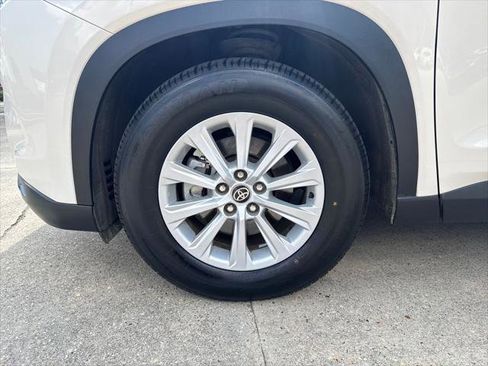 Certified 2024 Toyota Grand Highlander XLE image 63