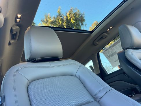 New 2026 Lincoln Corsair Grand Touring image 15