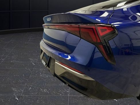 Used 2025 Kia K5 EX image 32