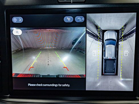 Used 2026 Ford F450 Platinum w/ FX4 Off-Road Package image 23