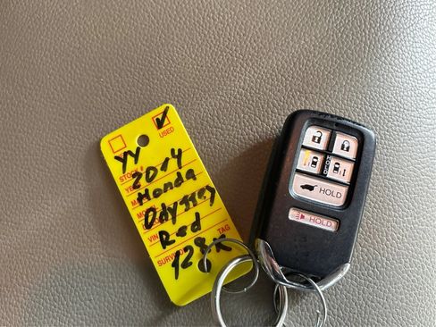 Used 2014 Honda Odyssey EX-L image 39