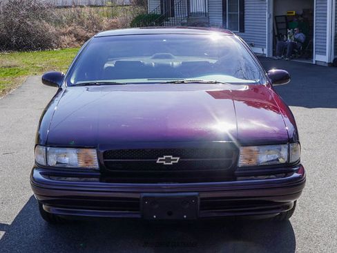 Used 1996 Chevrolet Impala SS RWD image 13