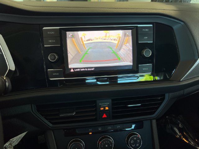Used 2021 Volkswagen Jetta S w/ Driver Assistance Package FWD image 24