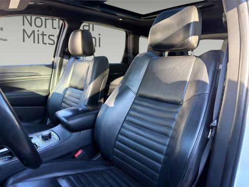 Used 2020 Jeep Grand Cherokee Limited X image 10