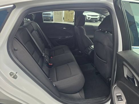 Used 2024 Chevrolet Malibu LT FWD image 38