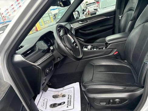Used 2022 Jeep Grand Cherokee L Overland AWD/4WD image 8