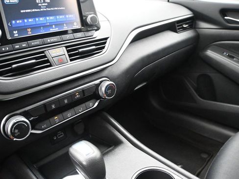 Certified 2022 Nissan Altima 2.5 S FWD image 4