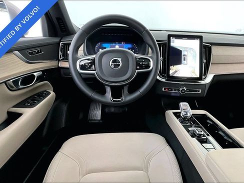 Certified 2026 Volvo XC90 B5 Plus w/ Protection Package Premier AWD/4WD image 6