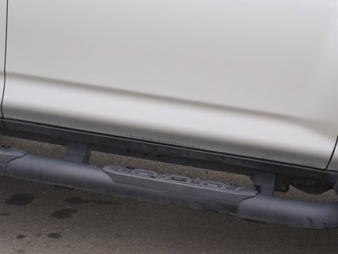 Used 2023 Toyota 4Runner SR5 Premium w/ Moonroof Package image 6