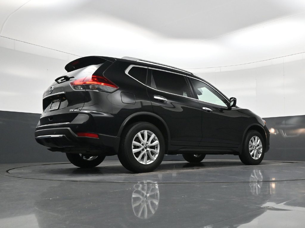 Used 2019 Nissan Rogue SV AWD/4WD image 26