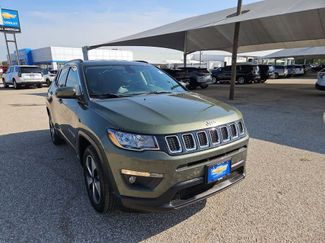 Used 2018 Jeep Compass Latitude w/ Popular Equipment Group FWD video 2