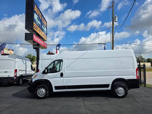 Used 2023 RAM ProMaster 3500 FWD image 4