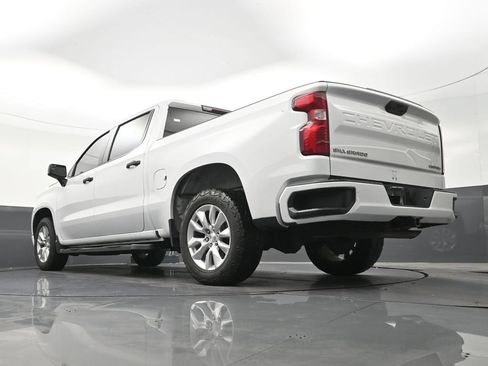Used 2022 Chevrolet Silverado 1500 Custom RWD image 25
