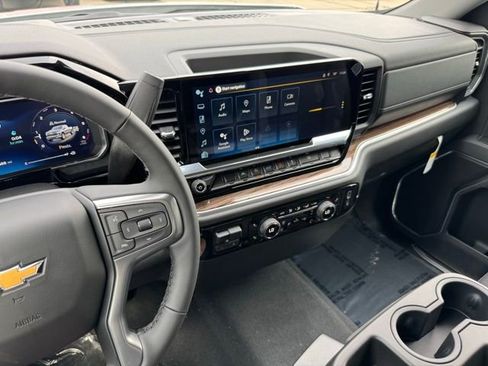 New 2026 Chevrolet Silverado 1500 LT AWD/4WD image 17