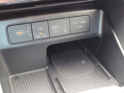 Used 2025 Hyundai Tucson SEL FWD image 28