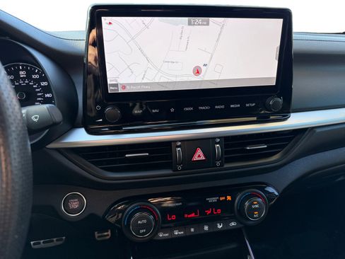 Used 2022 Kia Forte GT-Line w/ GT-Line Technology Package image 12