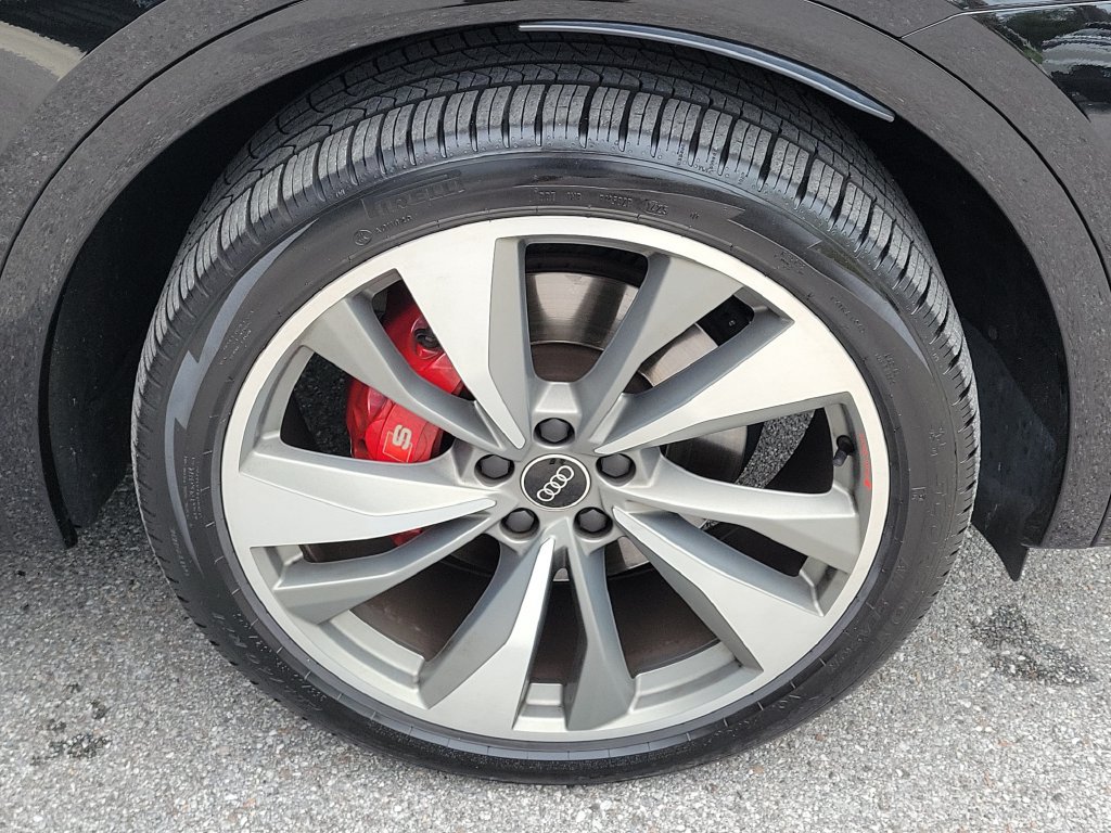 Used 2021 Audi SQ5 Prestige AWD/4WD image 13