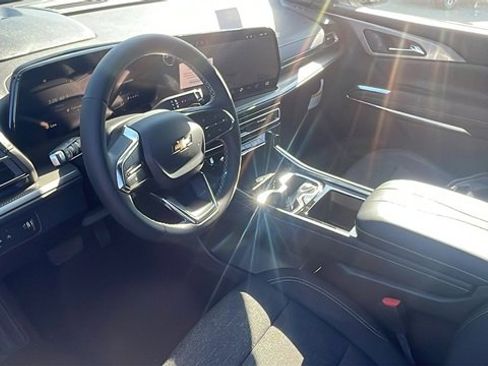 New 2026 Chevrolet Traverse LT w/ LPO, Floor Liner Package image 10